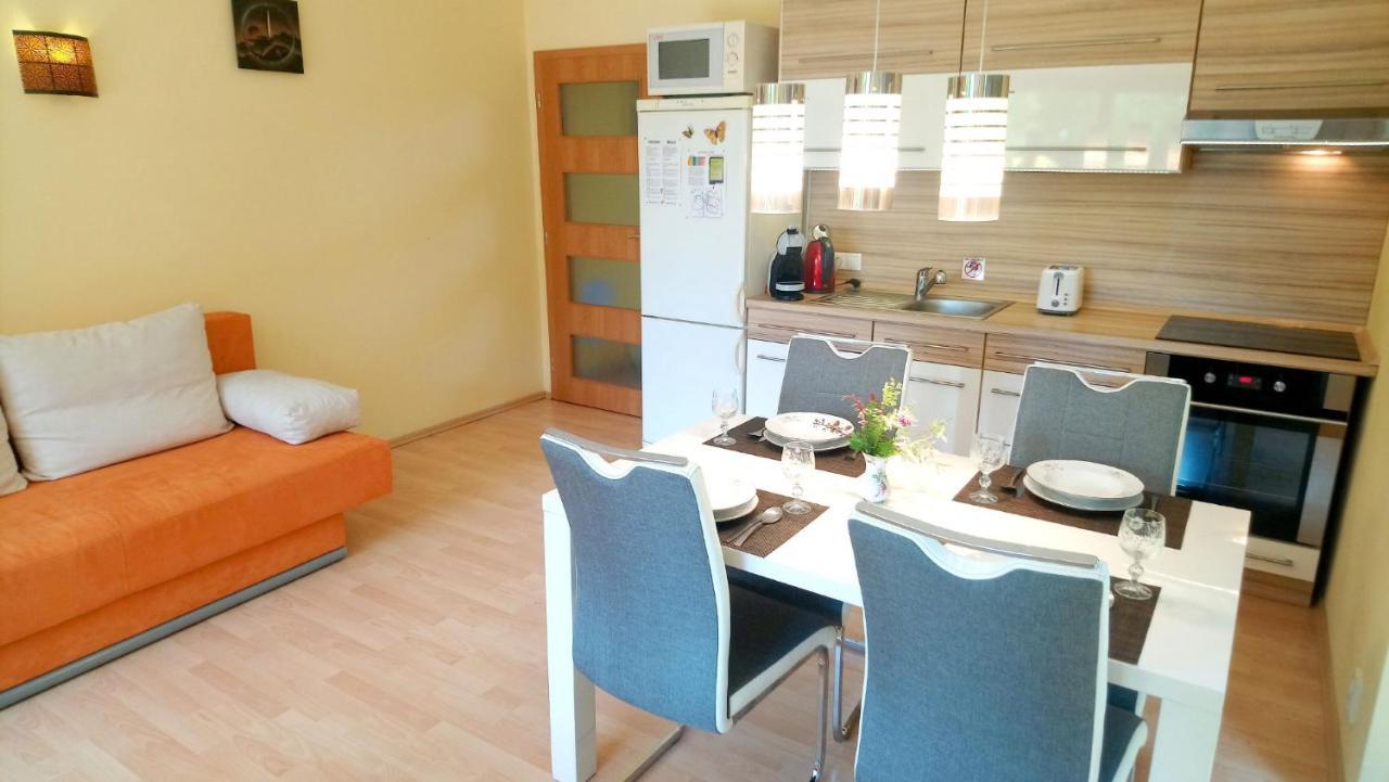 Lovely Apartment, Garden, Parking, Wifi, Netflix Praha Exteriér fotografie