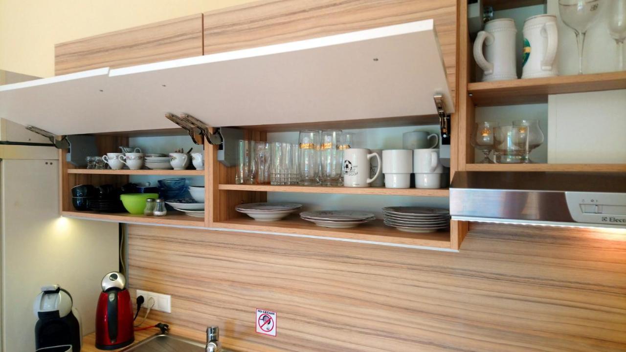 Lovely Apartment, Garden, Parking, Wifi, Netflix Praha Exteriér fotografie