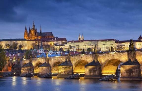 Lovely Apartment, Garden, Parking, Wifi, Netflix Praha Exteriér fotografie